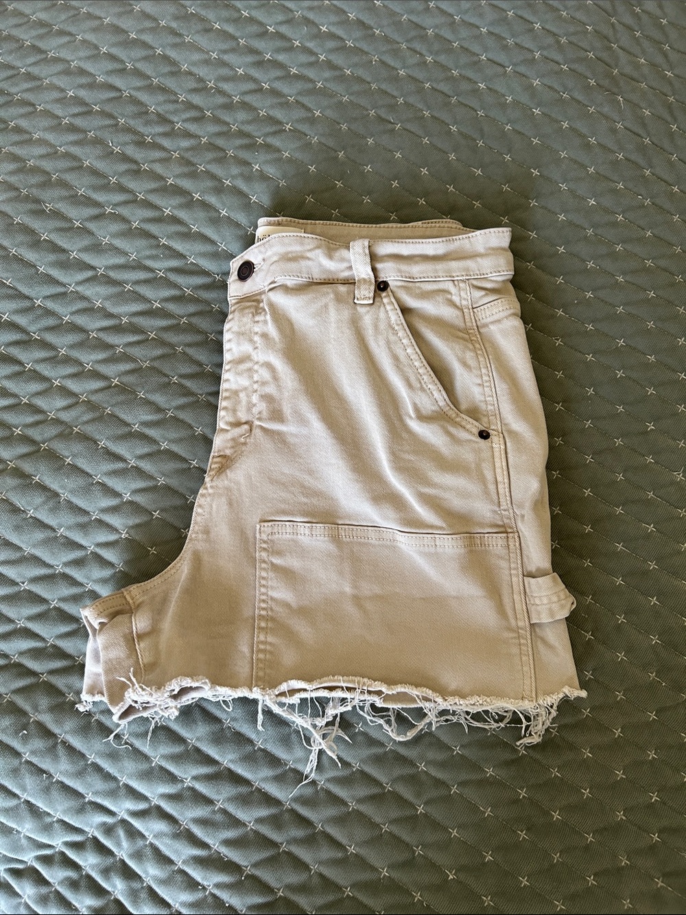 bohme Frayed-Hem Utility Jean Shorts in Beige - Picture 7 of 9